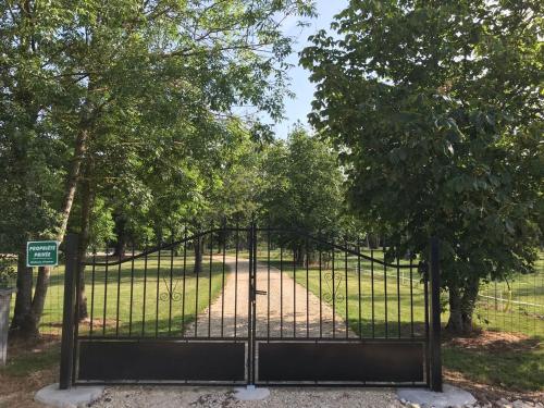 Gîte Chery, 5 pièces, 11 personnes - FR-1-586-21