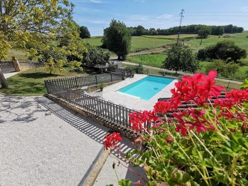 Gîte Coly-Saint-Amand, 5 pièces, 8 personnes - FR-1-616-85