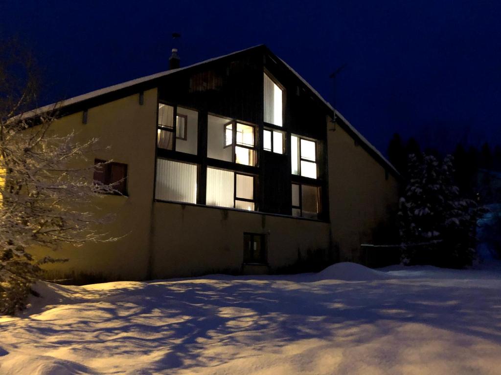Gîte comme à la maison -12 pers- La Cabiote 22 Rue du Bas, 39150 Les Piards