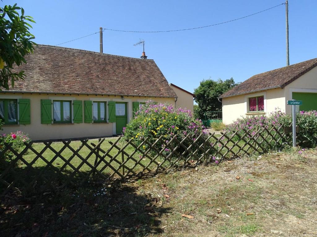 Gîte Congé-sur-Orne, 3 pièces, 4 personnes - FR-1-410-166 Le Carrefour, 72290 Congé-sur-Orne