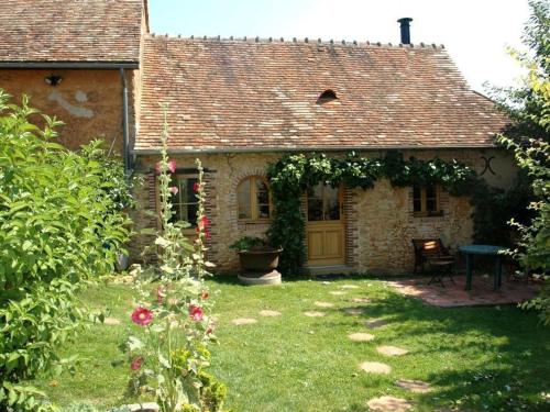 Gîte Connerré, 2 pièces, 4 personnes - FR-1-410-201