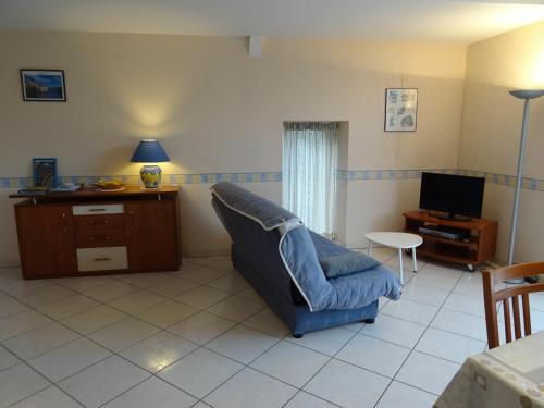 Gîte Conques-en-Rouergue, 3 pièces, 4 personnes - FR-1-601-74