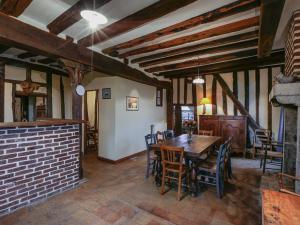 Gîte Crucheray, 4 pièces, 8 personnes - FR-1-491-77