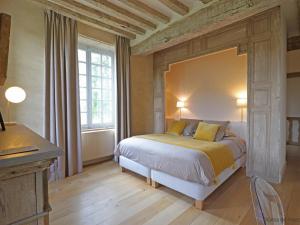 Gîte Cuissai, 8 pièces, 15 personnes - FR-1-497-112