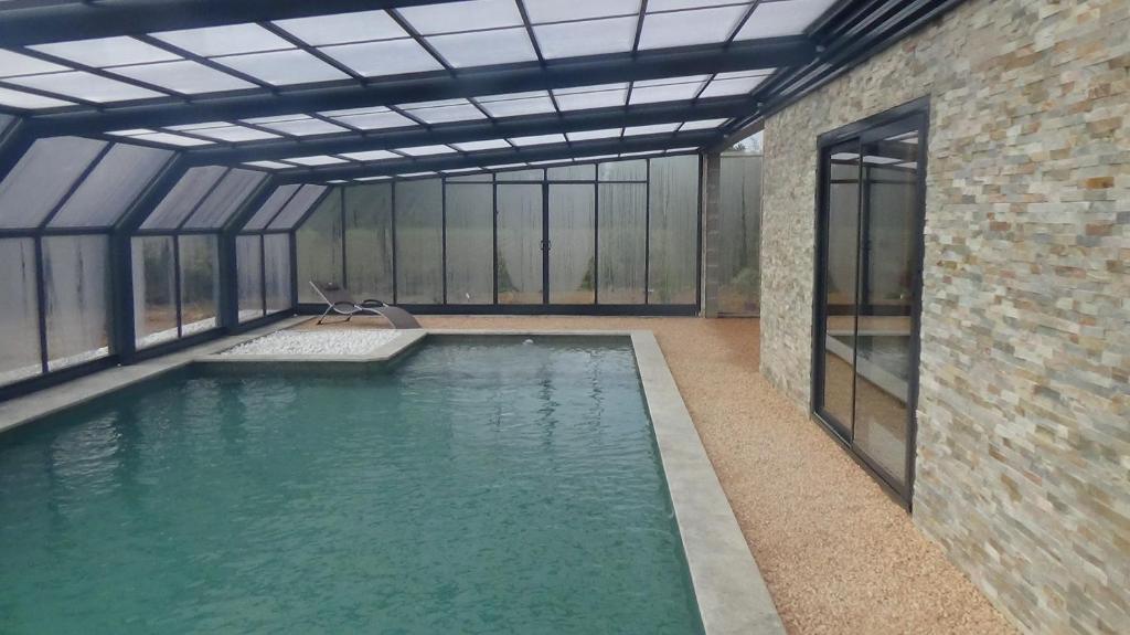 Maison de vacances Gite dans un parc animalier avec piscine salle de cinéma et petit dejeuner 845 Route de le Leuy 40500 Aurice