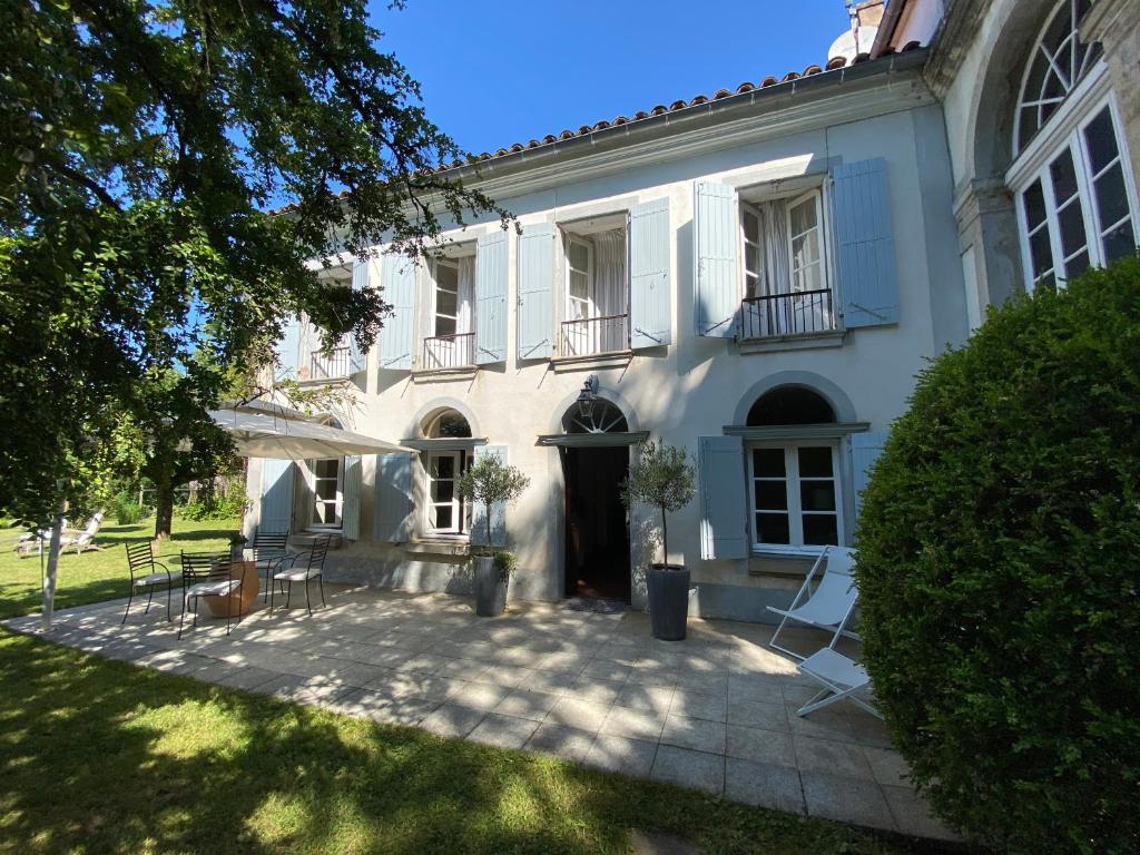 Maison de vacances Gite De Charme Au Bord Du Tarn 21 Rue Saint Martin 81150 Marssac-sur-Tarn