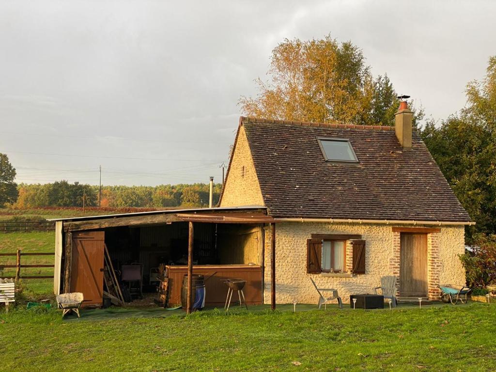 Maison de vacances Gite de charme au coeur de la forêt Les Galanderies 72250 Saint-Mars-dʼOutillé