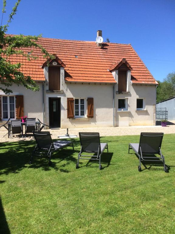 Maison de vacances GITE DE FRANCE \ RANCIER 18270 Sidiailles