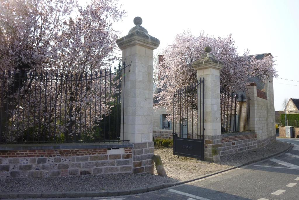 Gite de l'Abbaye d'Etrun 2 bis Rue de Parvis, 62161 Étrun