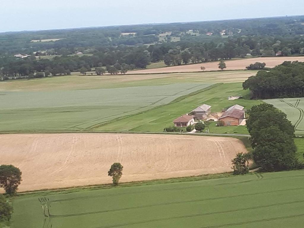 Gite de l'Aviateur 314 route de chavagnat La Forêt, 01560 Saint-Jean-sur-Reyssouze