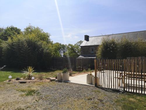 Gîte de L'Hermine ( Le Domaine de Coat Rogan )