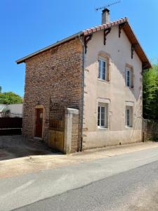 Maison de vacances Gîte de la Grenouillette 194 Route d'Azé 71260 Saint-Maurice-de-Satonnay Bourgogne