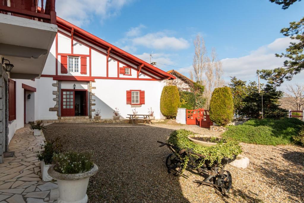 Maison de vacances Gîte de Mounoa Ilaramonoa 64120 Beyrie