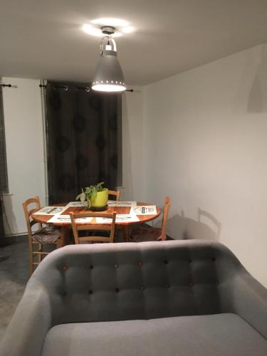 Gîte de vac’s et d’affaires à Monthermé