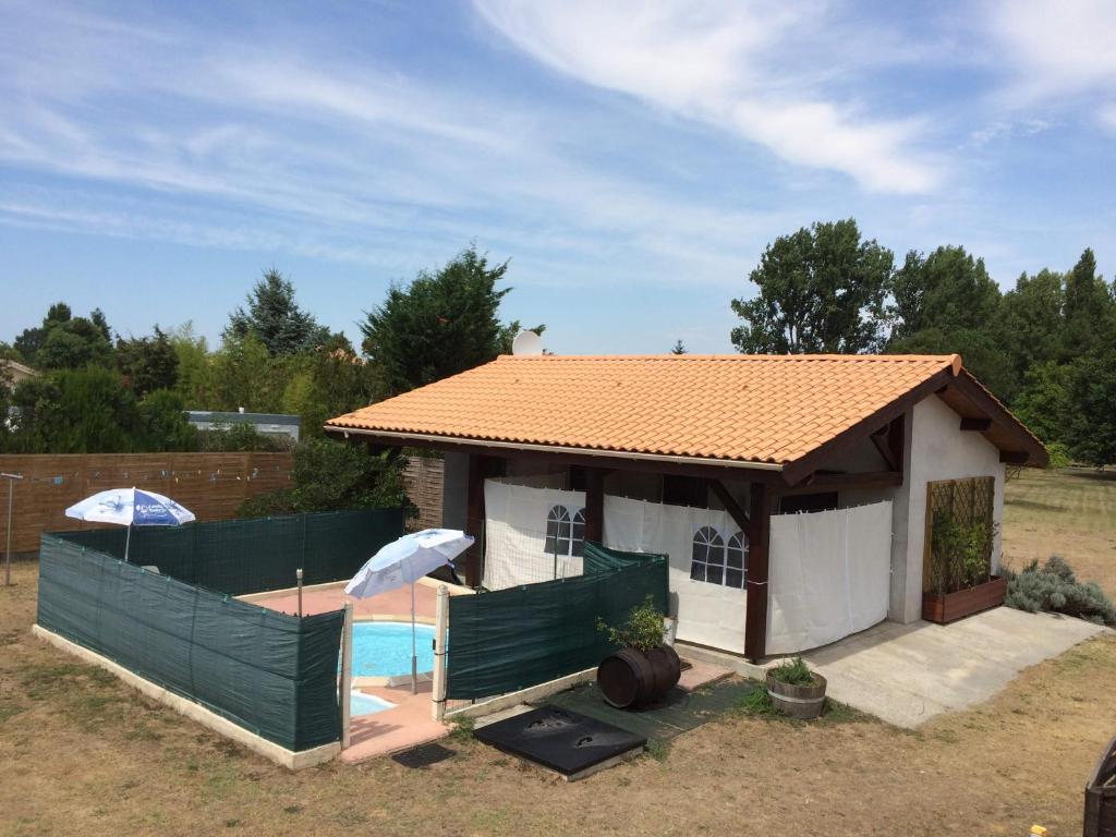 Maison de vacances GITE DES PHARES - sorties en bateau prive et visites guidees 1 Chemin de la Mouline 33340 Lesparre-Médoc