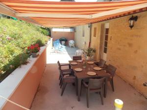 Maison de vacances GITE DES ROCHES 5 Rue du chene 21150 La Roche-Vanneau Bourgogne