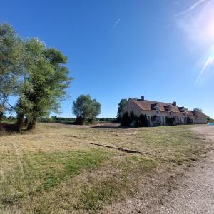 Maison de vacances Gîte Domaine Cœur de Brenne Prends Garde à Toi 36290 Saint-Michel-en-Brenne Région Centre