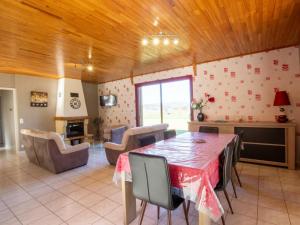 Maison de vacances Gîte Domme, 4 pièces, 6 personnes - FR-1-616-3 La Roche 24250 Domme Aquitaine