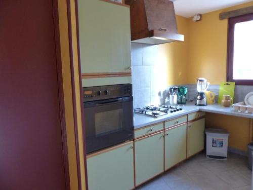 Gîte Dompierre-sur-Besbre, 4 pièces, 6 personnes - FR-1-489-51