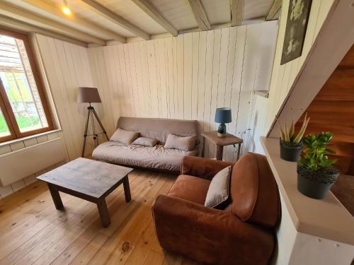 Gîte Douchy-Montcorbon-Douchy, 2 pièces, 3 personnes - FR-1-590-248