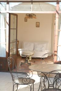 Maison de vacances Gîte Du Mas Des Oliviers Impasse Pauline 13150 Mézoargues Languedoc-Roussillon