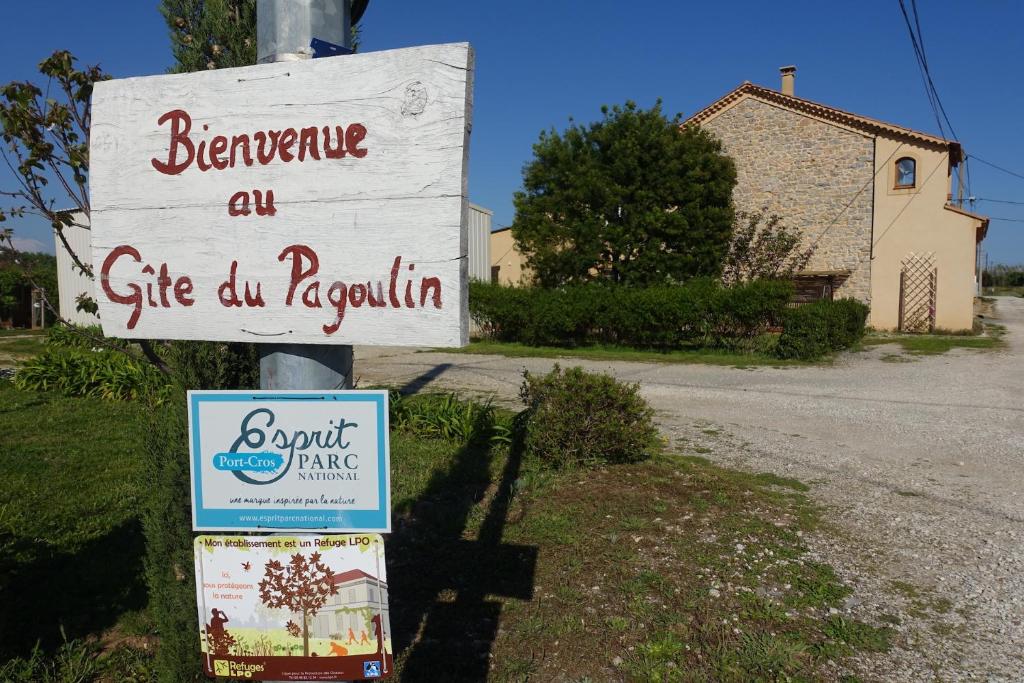 Maison de vacances Gîte du Pagoulin - Gîte 313 chemin des Nartettes 83400 Hyères