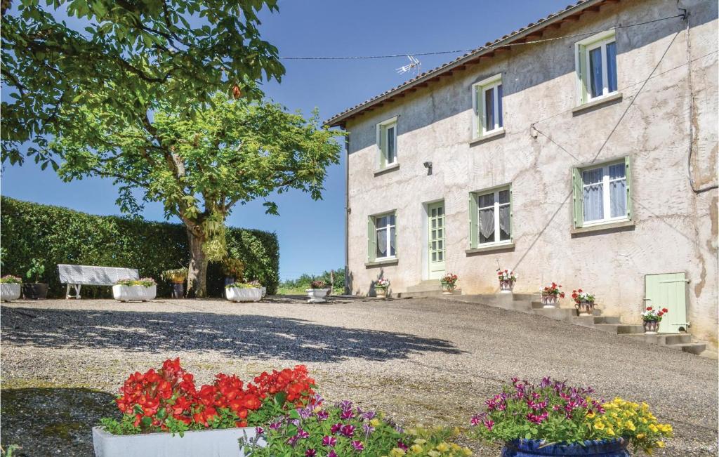 Gite du plô 12640 La Cresse