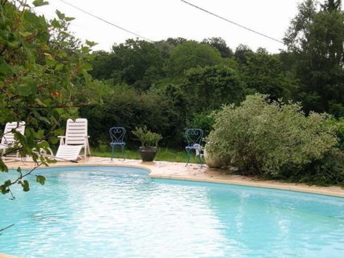 Gîte Échassières, 3 pièces, 5 personnes - FR-1-489-314