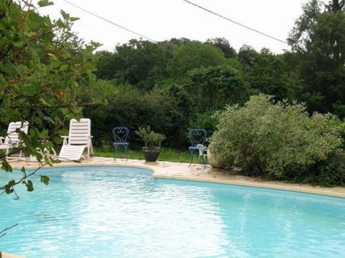 Gîte Échassières, 3 pièces, 5 personnes - FR-1-489-323