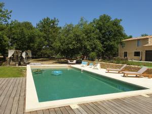 Gîte en Luberon Mas de la Chêneraie Blanche Roussillon 84