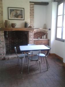 Maison de vacances Gîte en pleine nature calme & tranquillité assurée Argenton 89130 Dracy-sur-Ouanne -1