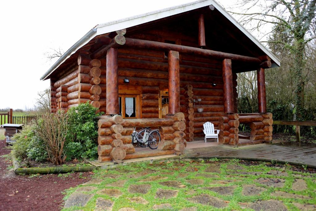 Maison de vacances Gite En Rondins Chemin Du Clos Bergéres 91640 Janvry