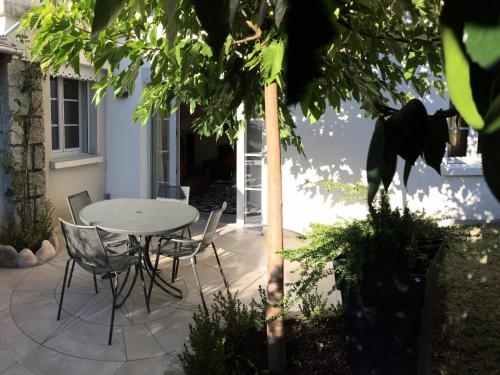 Gîte Entraygues-sur-Truyère, 3 pièces, 4 personnes - FR-1-601-329