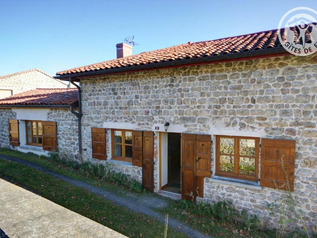 Maison de vacances Gîte Essertines-en-Châtelneuf, 3 pièces, 6 personnes - FR-1-496-16 52 chemin des Iris 42600 Essertines-en-Châtelneuf