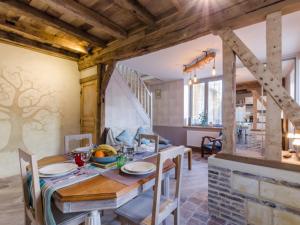 Gîte Estissac, 3 pièces, 4 personnes - FR-1-543-82