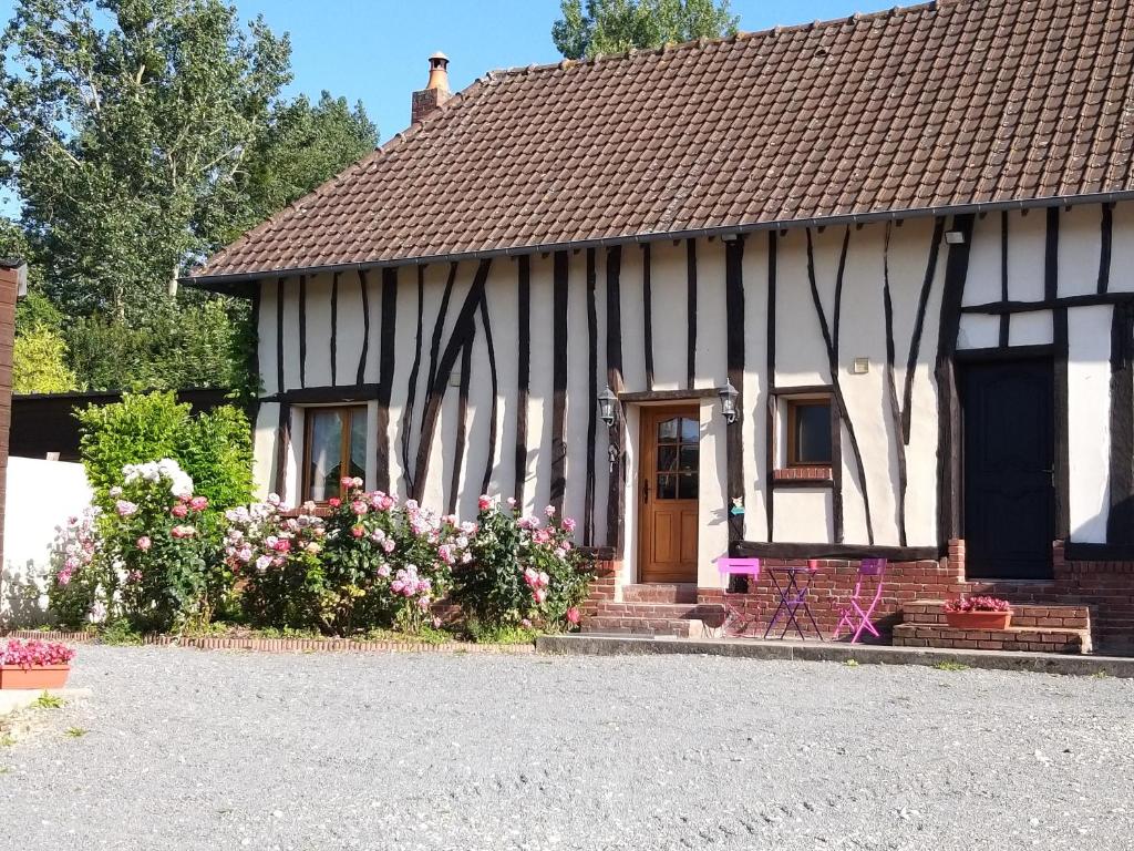 Maison de vacances Gîte et Relais Equestre de Marie 5 Rue Centrale 80210 Tours-en-Vimeu