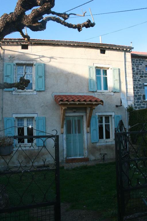 Gite familial à proximité d'une mini ferme Impasse Mouli - Chateau la Ville, 43340 Saint-Haon