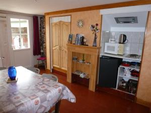 Gîte Fiefs, 3 pièces, 4 personnes - FR-1-376-47