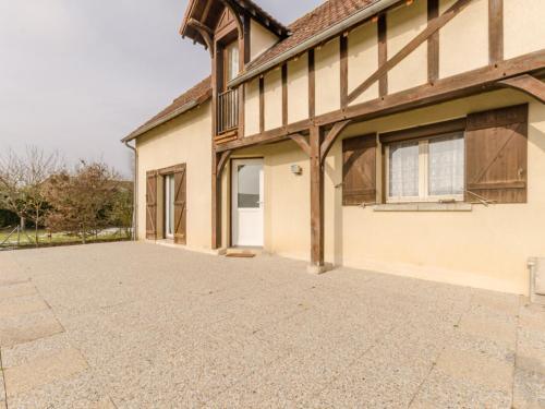 Gîte Fontaine-les-Grès, 4 pièces, 7 personnes - FR-1-543-4