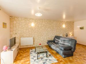 Gîte Fontaine-les-Grès, 4 pièces, 7 personnes - FR-1-543-4