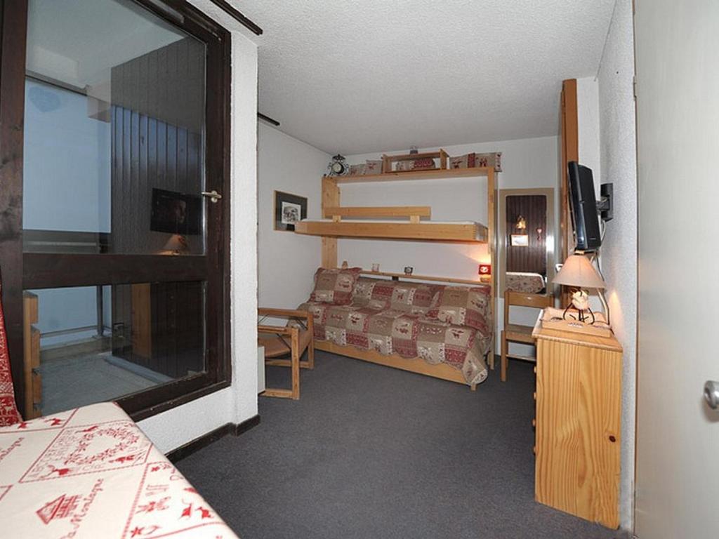 Gîte Fontaine-les-Grès, 4 pièces, 7 personnes - FR-1-543-4