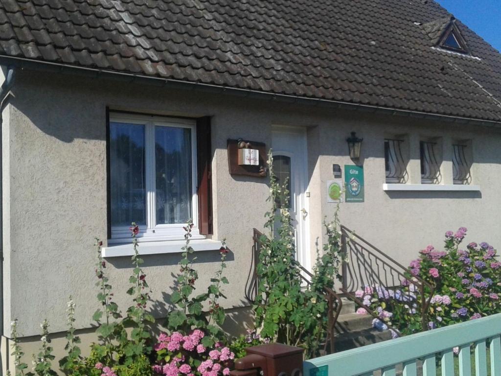Maison de vacances Gîte Fontenay-sur-Eure, 6 pièces, 10 personnes - FR-1-581-75 22 bis rue Noël Ballay 28630 Fontenay-sur-Eure