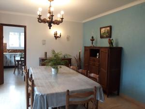 Maison de vacances Gîte Fontenay-sur-Eure, 6 pièces, 10 personnes - FR-1-581-75 22 bis rue Noël Ballay 28630 Fontenay-sur-Eure Région Centre
