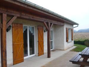 Gîte Fontenoy-le-Château, 3 pièces, 4 personnes - FR-1-589-24