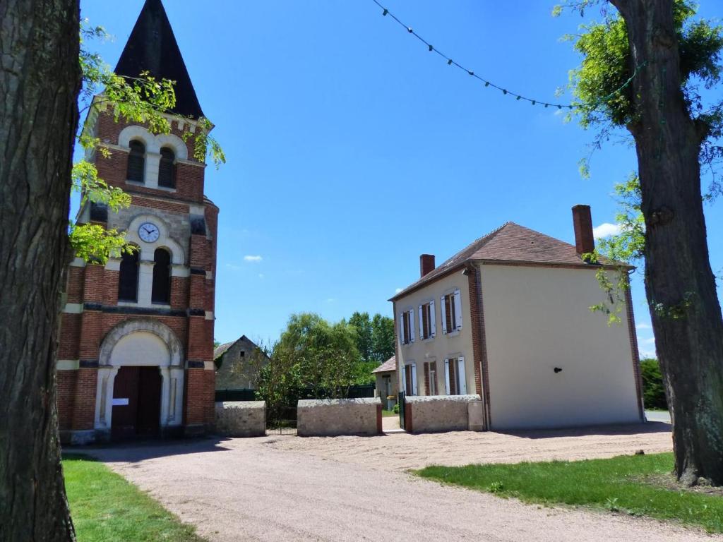 Gîte Fourilles, 5 pièces, 10 personnes - FR-1-489-416 Route d'Ussel, 03140 Fourilles