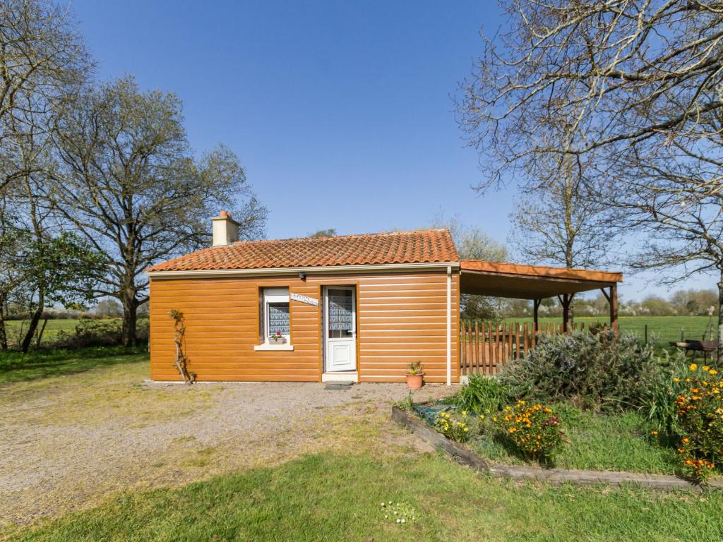 Maison de vacances Gîte Frossay, 2 pièces, 2 personnes - FR-1-306-1027 Le Ruisseau des Noës 44320 Frossay