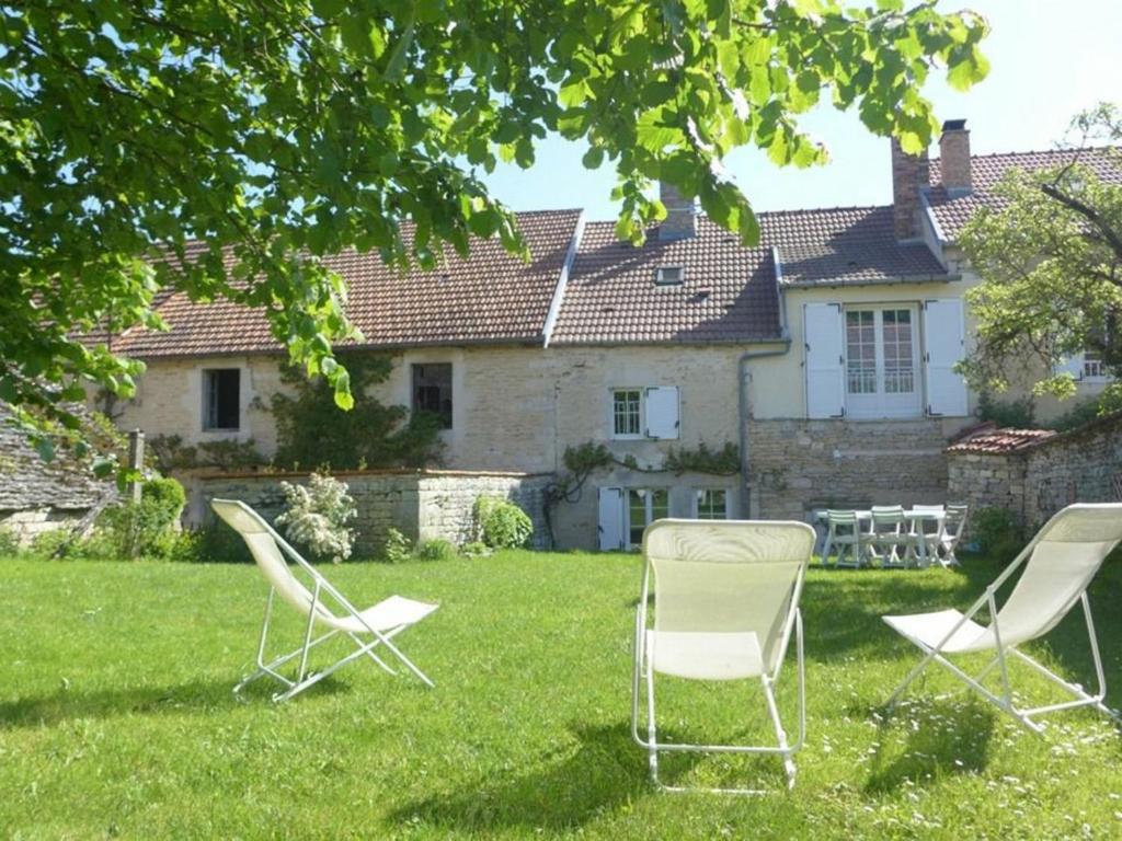 Gîte Giey-sur-Aujon, 3 pièces, 5 personnes - FR-1-611-54 23 Rue de la Ganterie, 52210 Giey-sur-Aujon