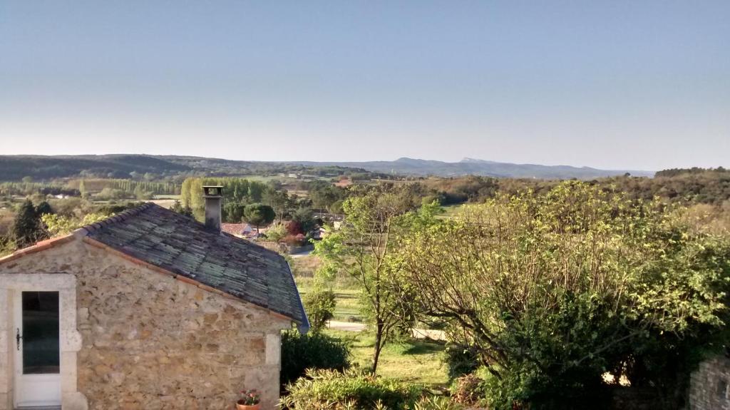 Gîte H.PETIT 3 CHEMIN DU SERRE, 07150 Vagnas