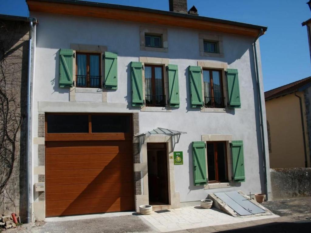 Maison de vacances Gîte Haudonville, 4 pièces, 6 personnes - FR-1-584-89 28, rue de l'église 54830 Haudonville