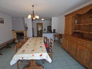Gîte Isches, 3 pièces, 5 personnes - FR-1-589-116